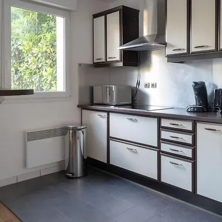 Les Paves De Prague - Appartement Pour 4 A 10 Minutes De Disneyland Paris Montevrain Exterior photo
