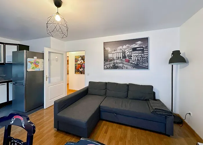Les Paves De Prague - Appartement Pour 4 A 10 Minutes De Disneyland Paris