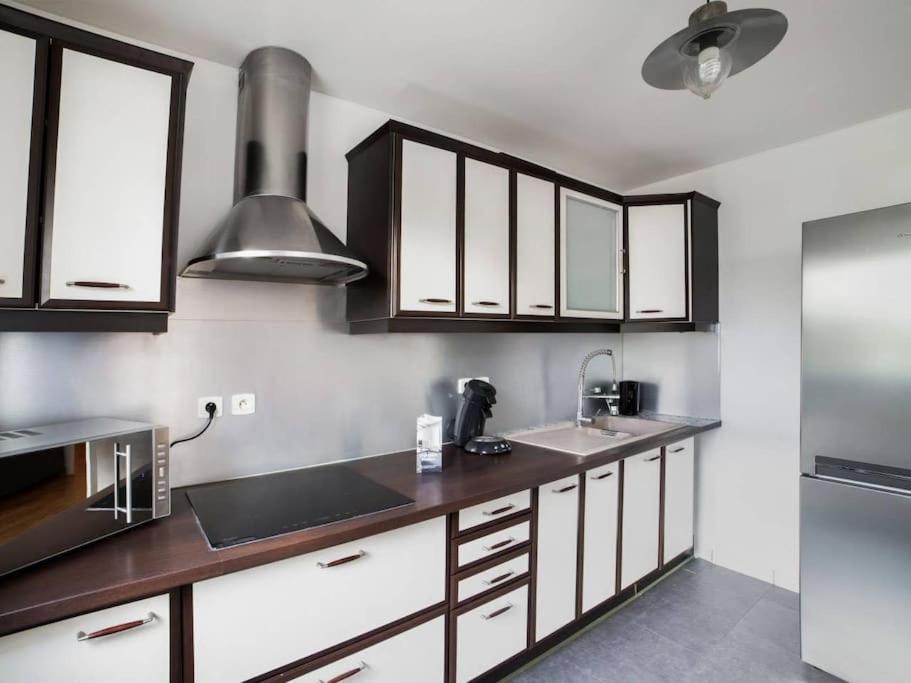 Les Paves De Prague - Pour 4 A 10 Minutes De Disneyland Paris Appartement