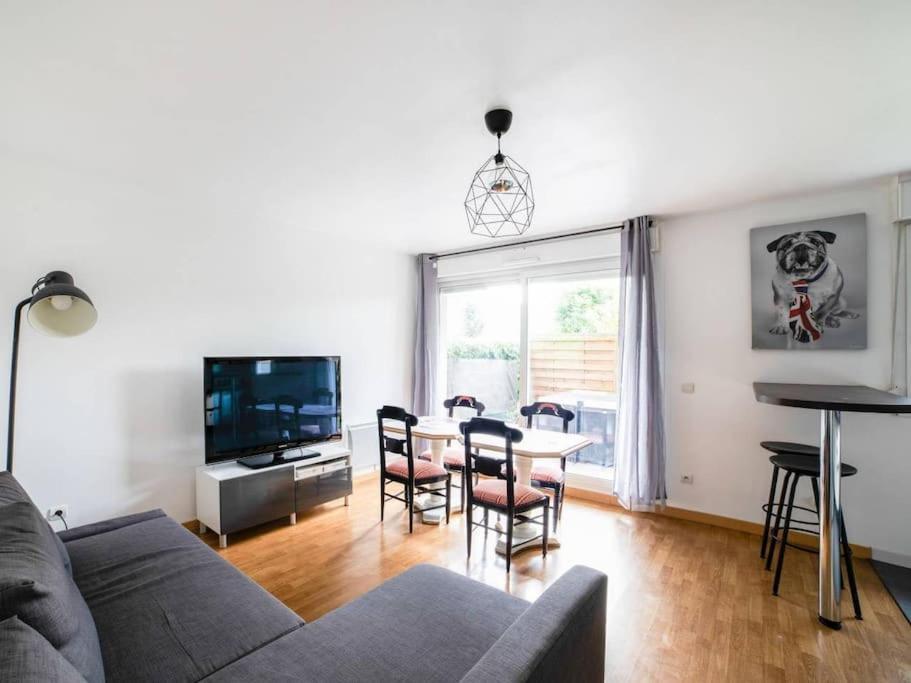 Appartement Les Paves De Prague - Pour 4 A 10 Minutes De Disneyland Paris *